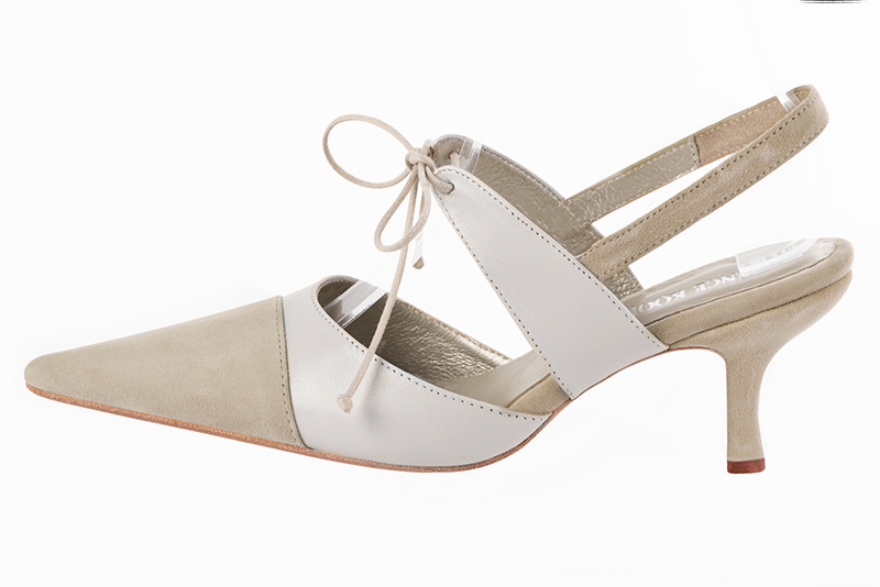 Sand beige and off white women's open back shoes, with an instep strap. Pointed toe. High slim heel. Profile view - Florence KOOIJMAN